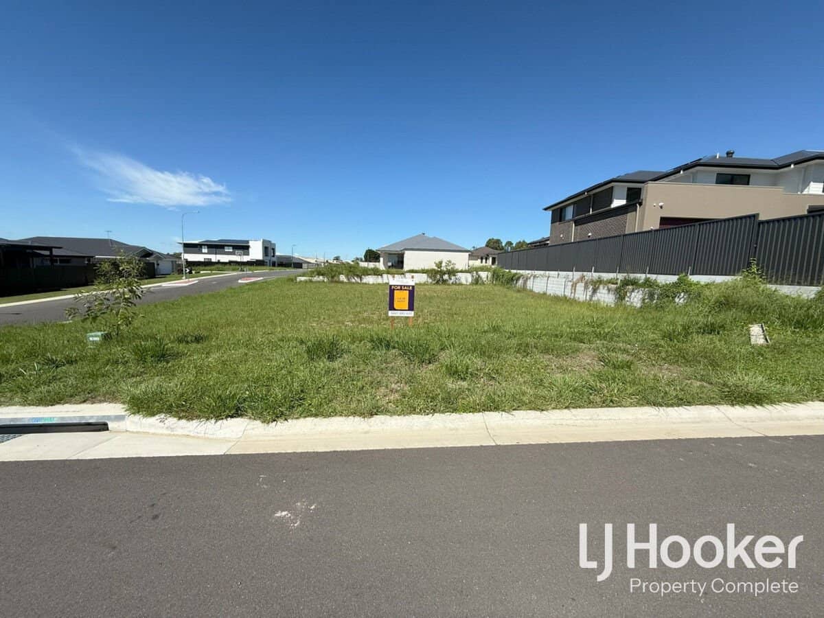 10 Goldenvale Street, REGENTS PARK - Thumbnail 3