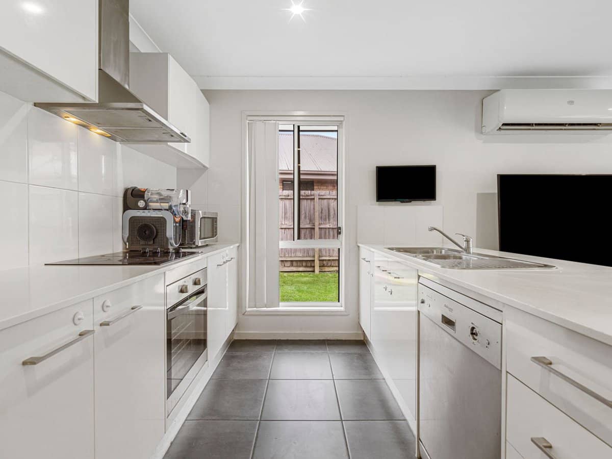 34 Leabrook Place, PIMPAMA - Thumbnail 7