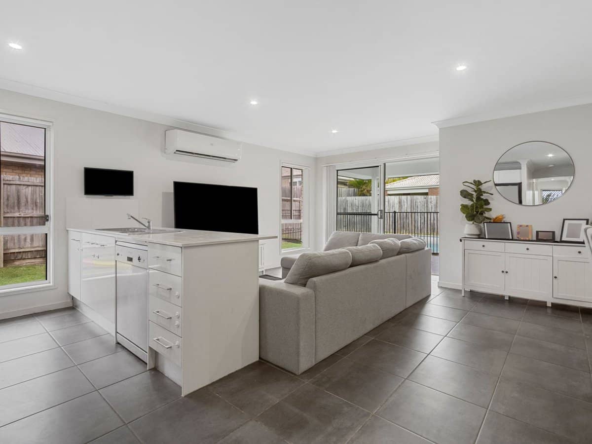 34 Leabrook Place, PIMPAMA - Thumbnail 10