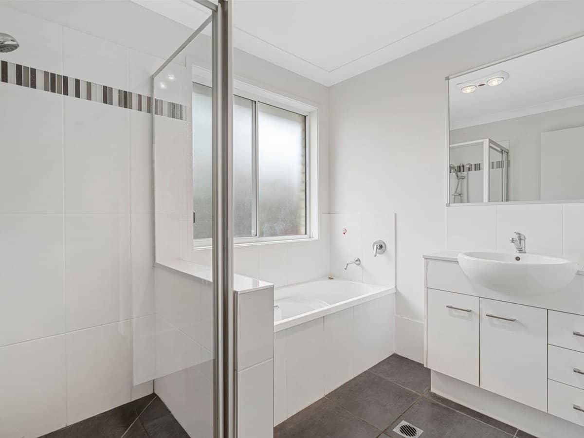 34 Leabrook Place, PIMPAMA - Thumbnail 17