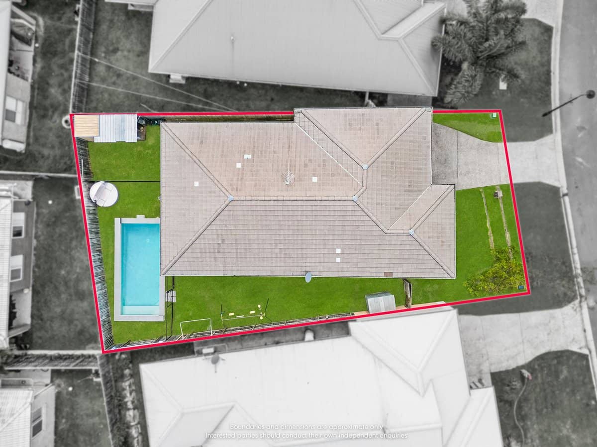 34 Leabrook Place, PIMPAMA - Thumbnail 24