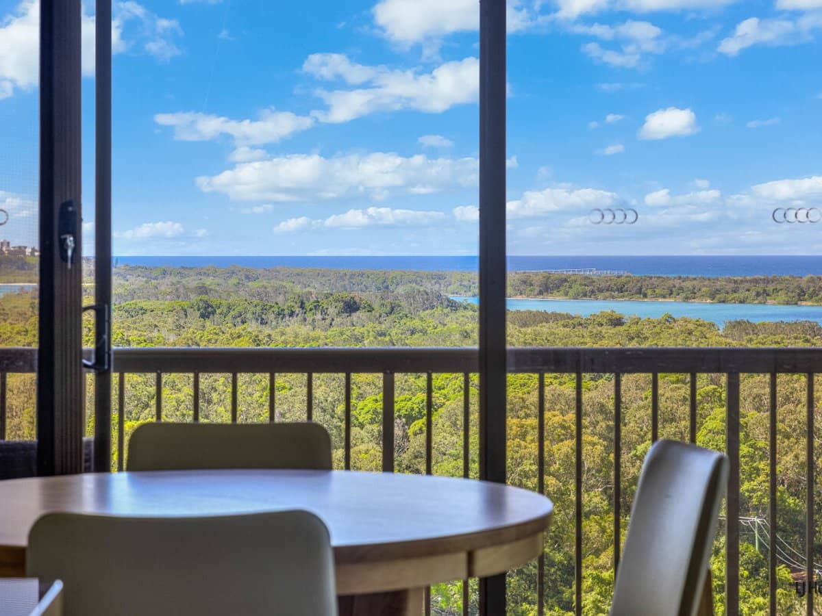 22 Kirkwood Road, TWEED HEADS SOUTH - Thumbnail 3