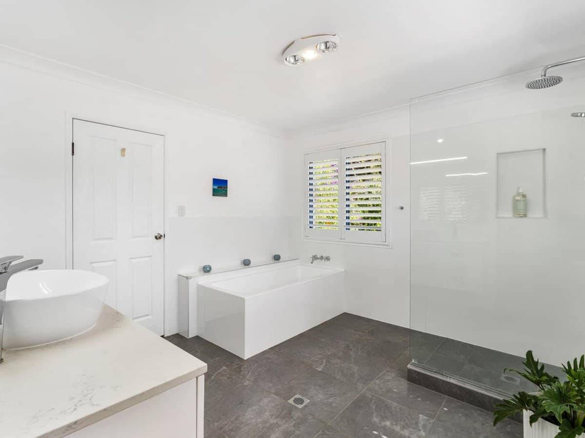 6 Benevis Place, TERRANORA - Thumbnail 15