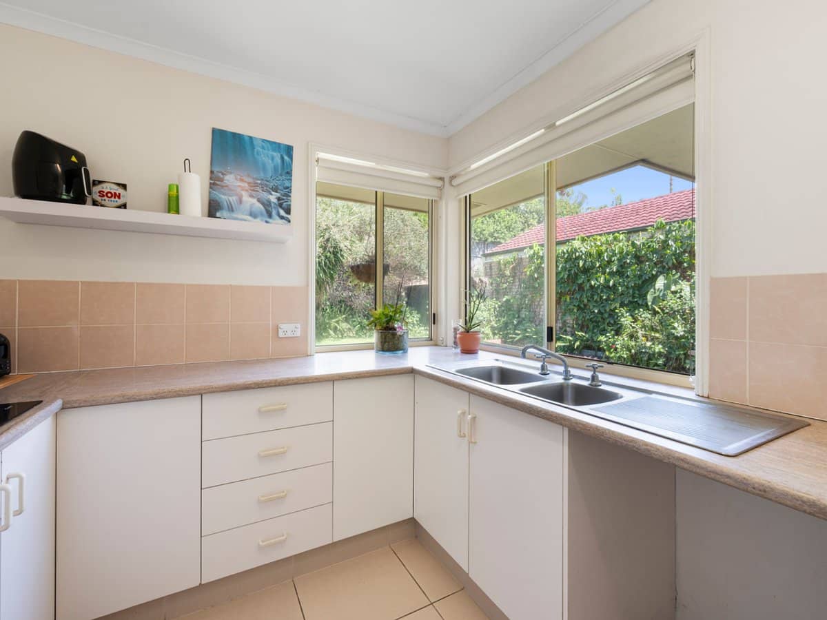 18 Strathalbyn Court, PARKWOOD - Thumbnail 5