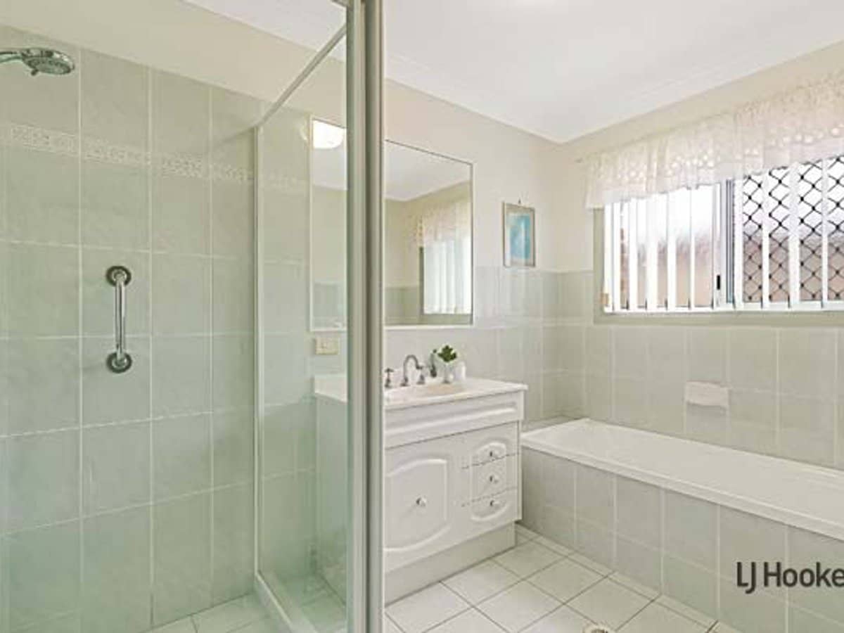 6 Wanda Court, BANORA POINT - Thumbnail 11