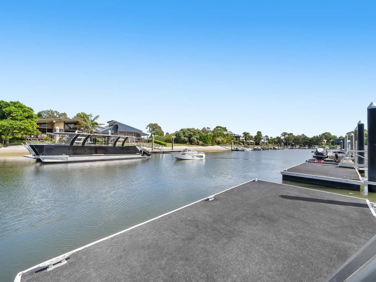 8 Kookaburra Crt, SOUTH STRADBROKE - Thumbnail 5