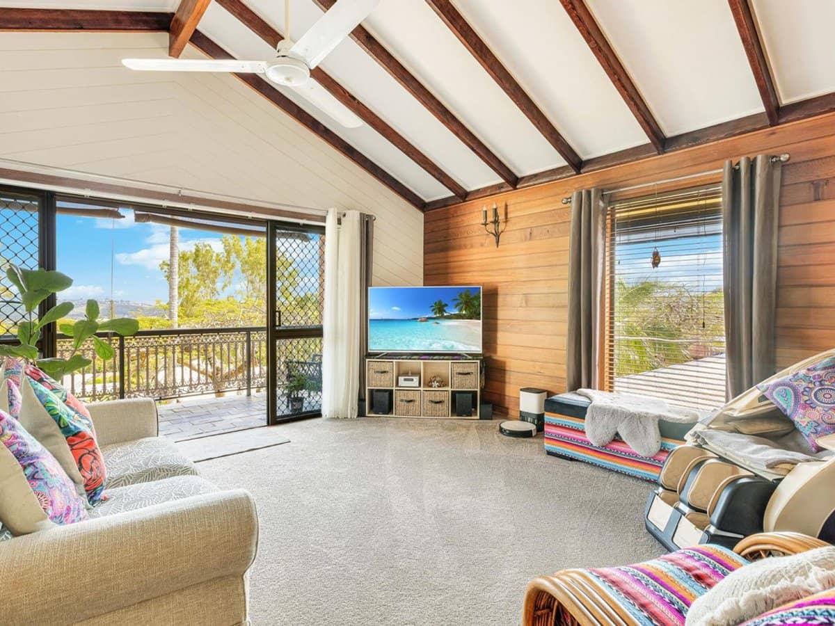 22 Widgee Avenue, BANORA POINT - Thumbnail 9