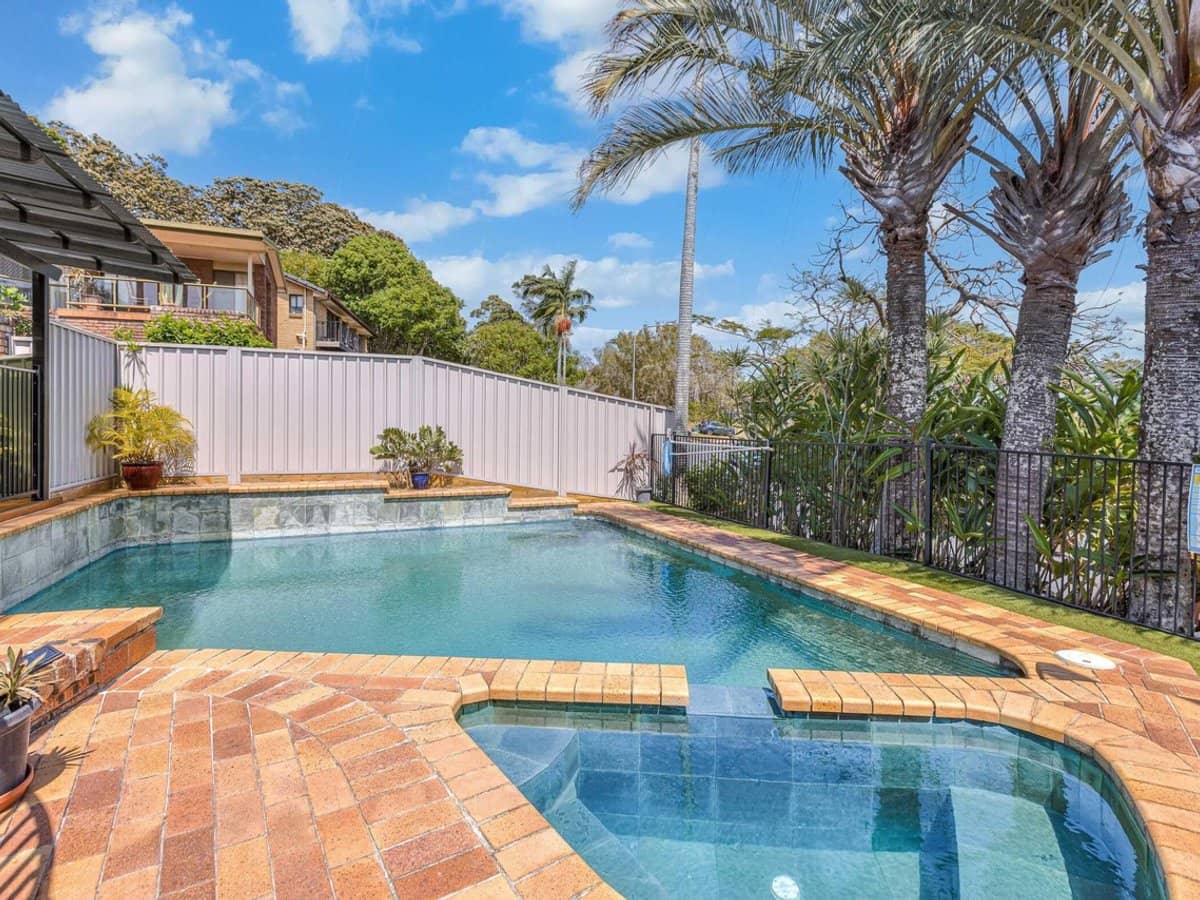 22 Widgee Avenue, BANORA POINT - Thumbnail 11