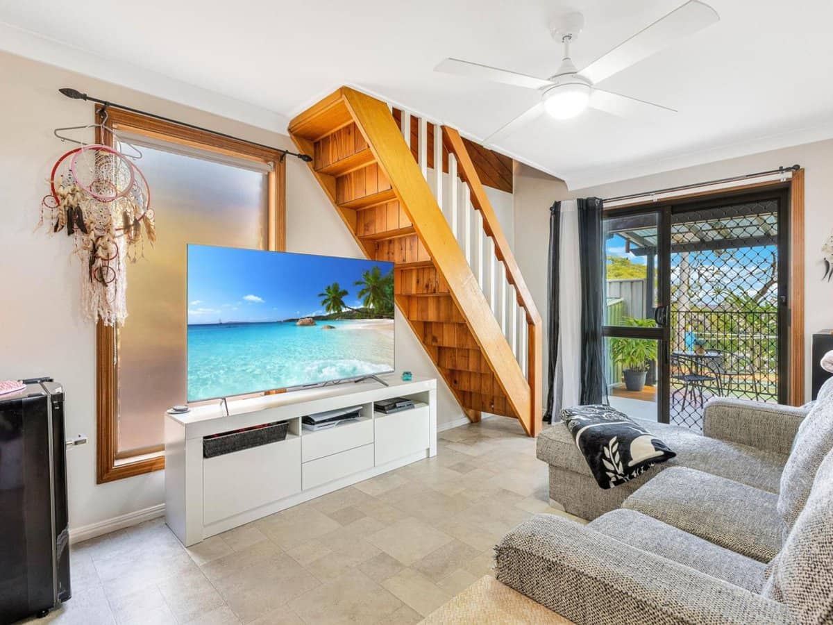 22 Widgee Avenue, BANORA POINT - Thumbnail 15