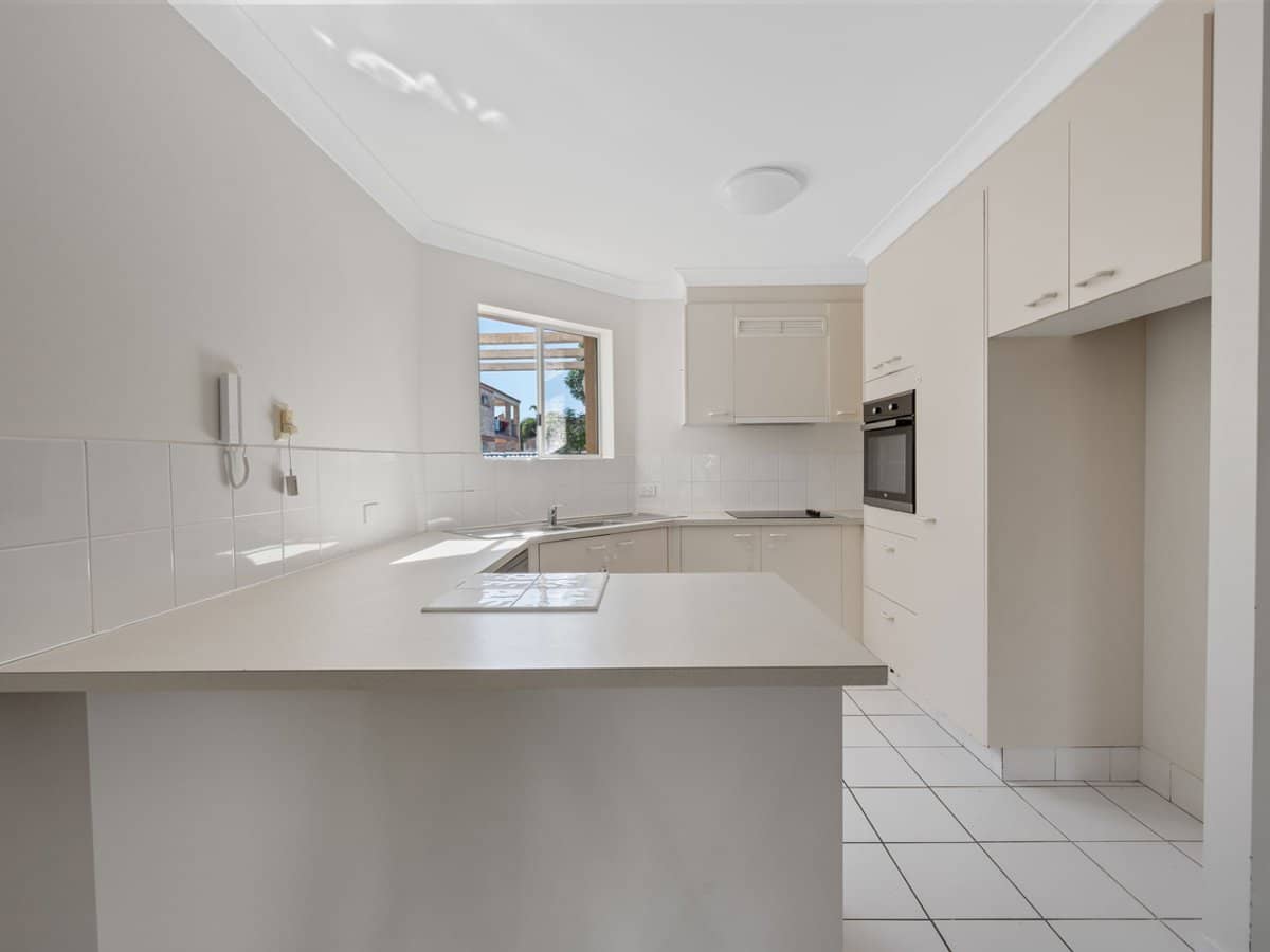 19 Heath Street, SOUTHPORT - Thumbnail 4