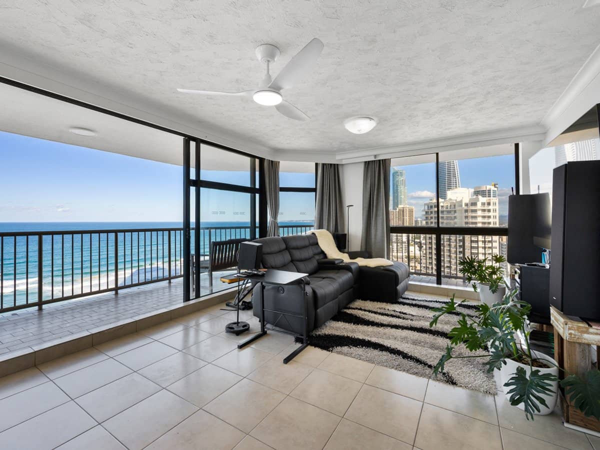 80 The Esplanade, SURFERS PARADISE - Thumbnail 3
