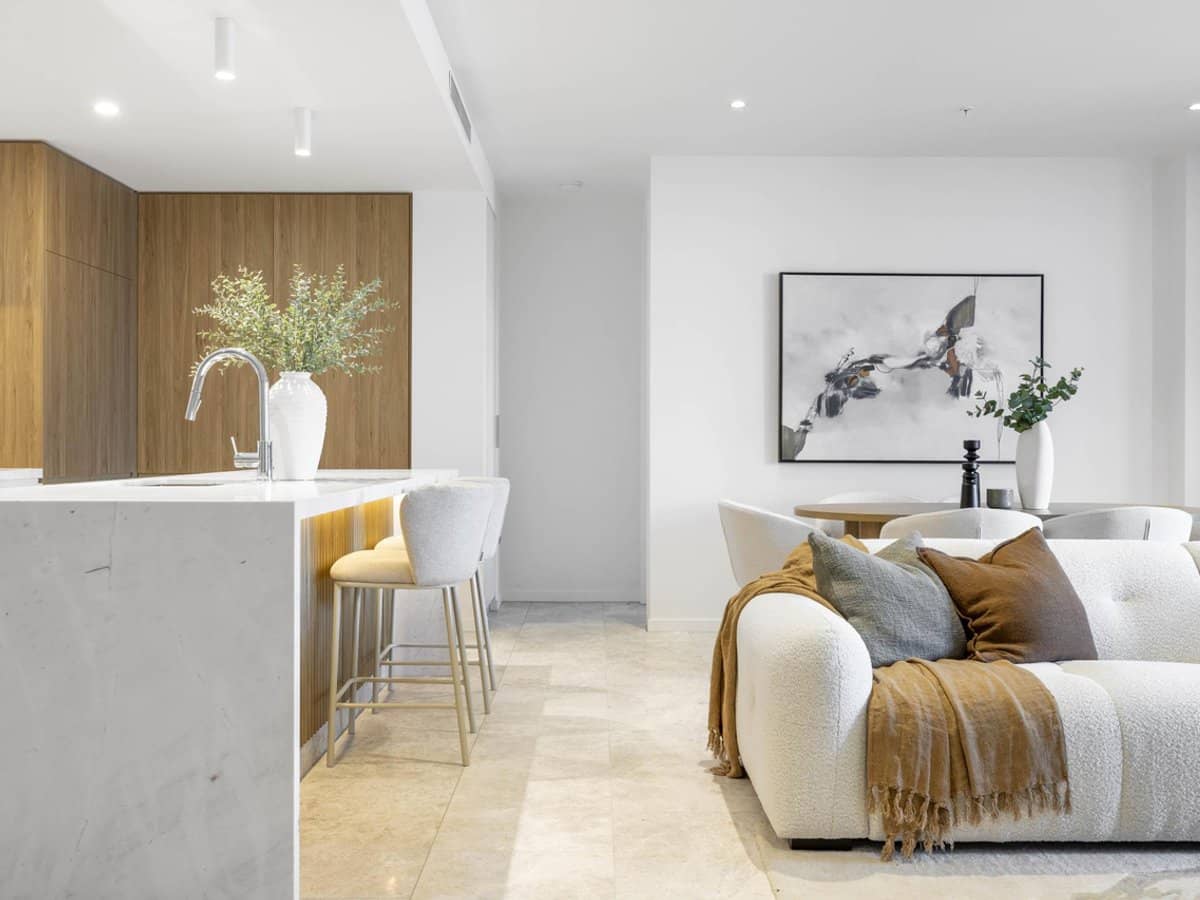 26-28 Alexandra Avenue, MERMAID BEACH - Thumbnail 5