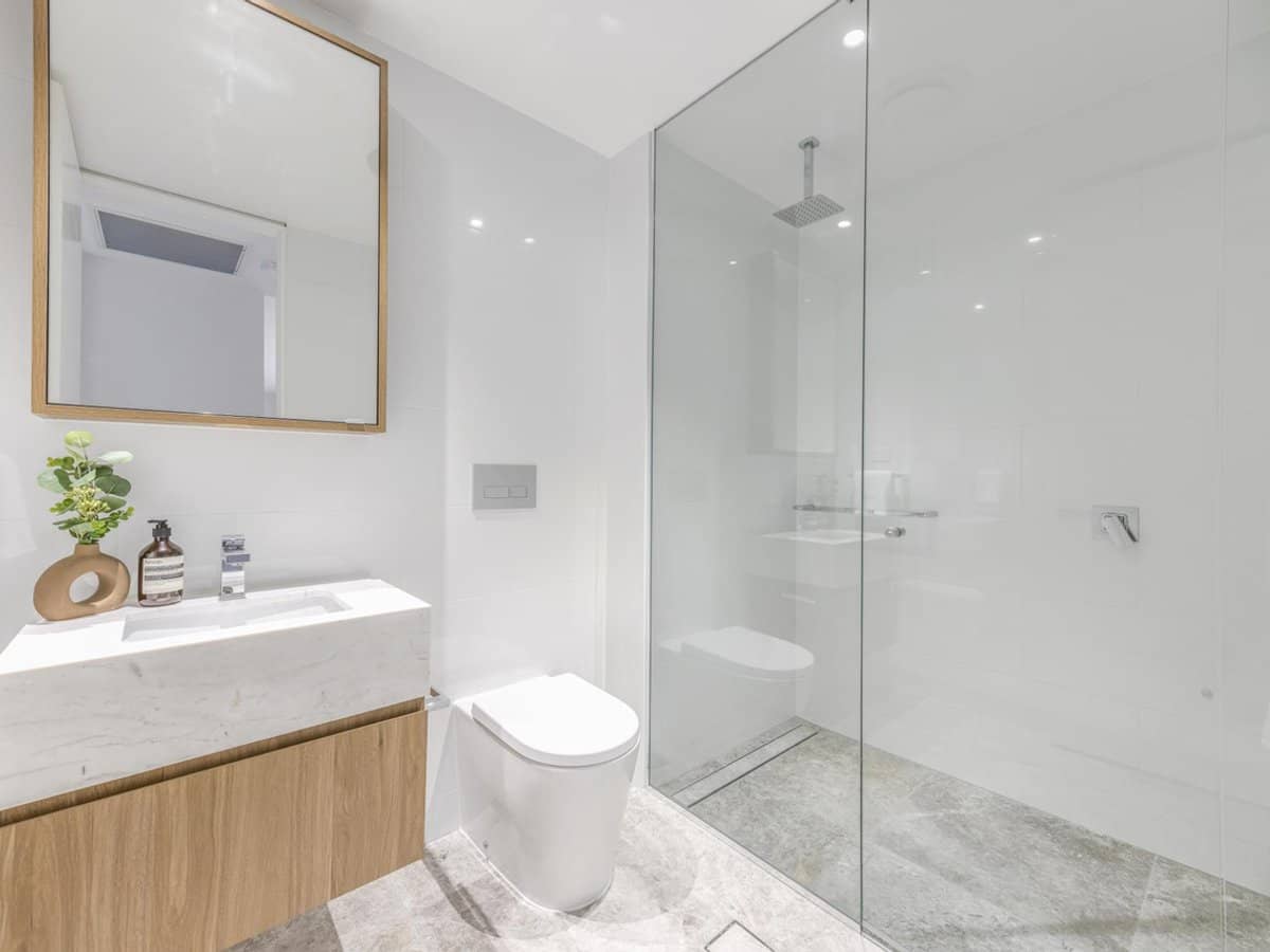 26-28 Alexandra Avenue, MERMAID BEACH - Thumbnail 12