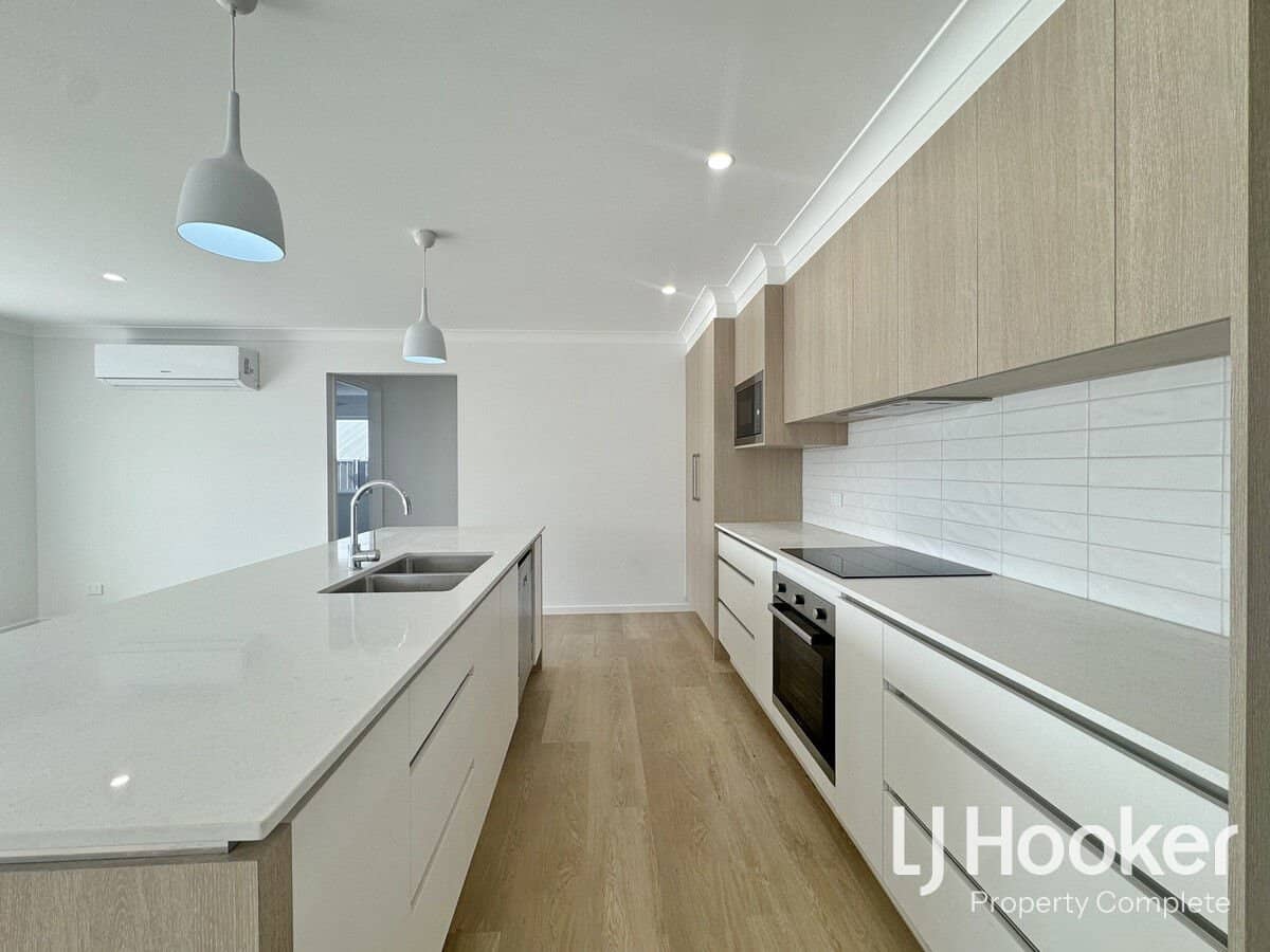 6 Mali Way, LOGAN VILLAGE - Thumbnail 6