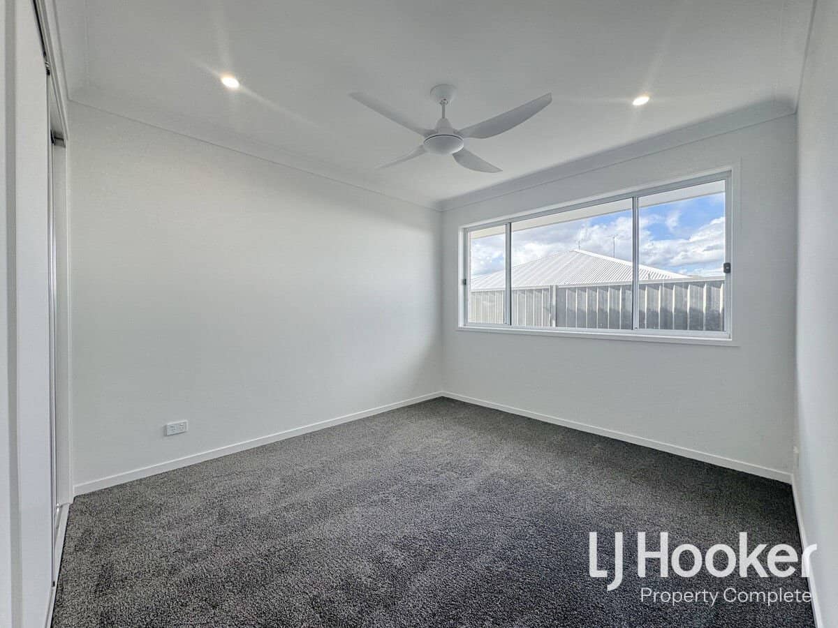 6 Mali Way, LOGAN VILLAGE - Thumbnail 12