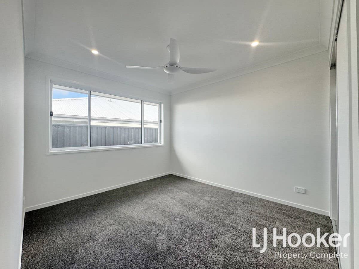 6 Mali Way, LOGAN VILLAGE - Thumbnail 13