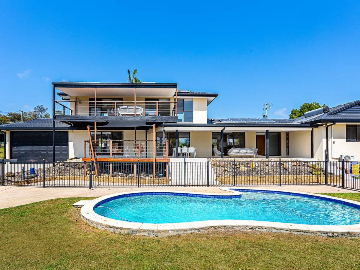 8 Todman Drive, MUDGEERABA - Thumbnail 5