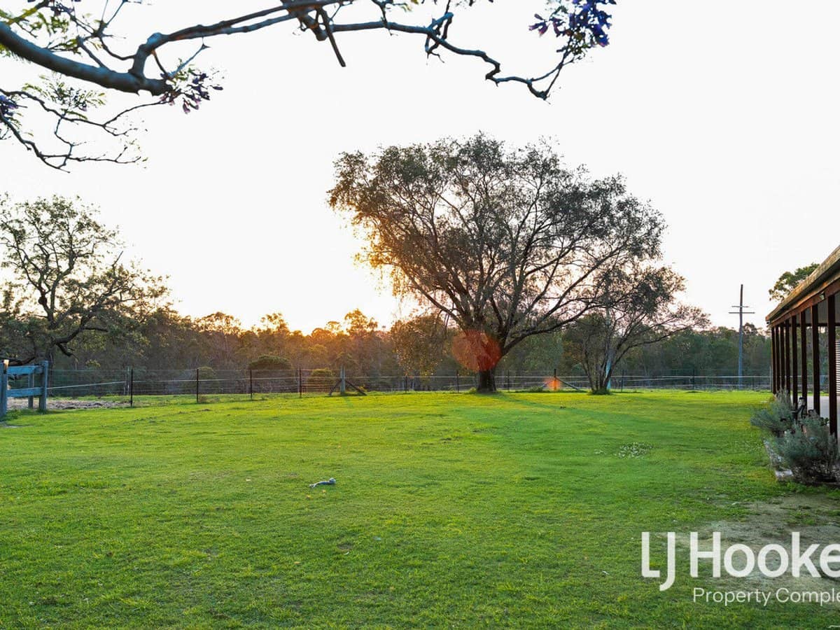 72-96 Tamborine Street, JIMBOOMBA - Thumbnail 15