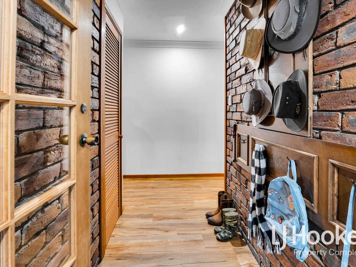 72-96 Tamborine Street, JIMBOOMBA - Thumbnail 25