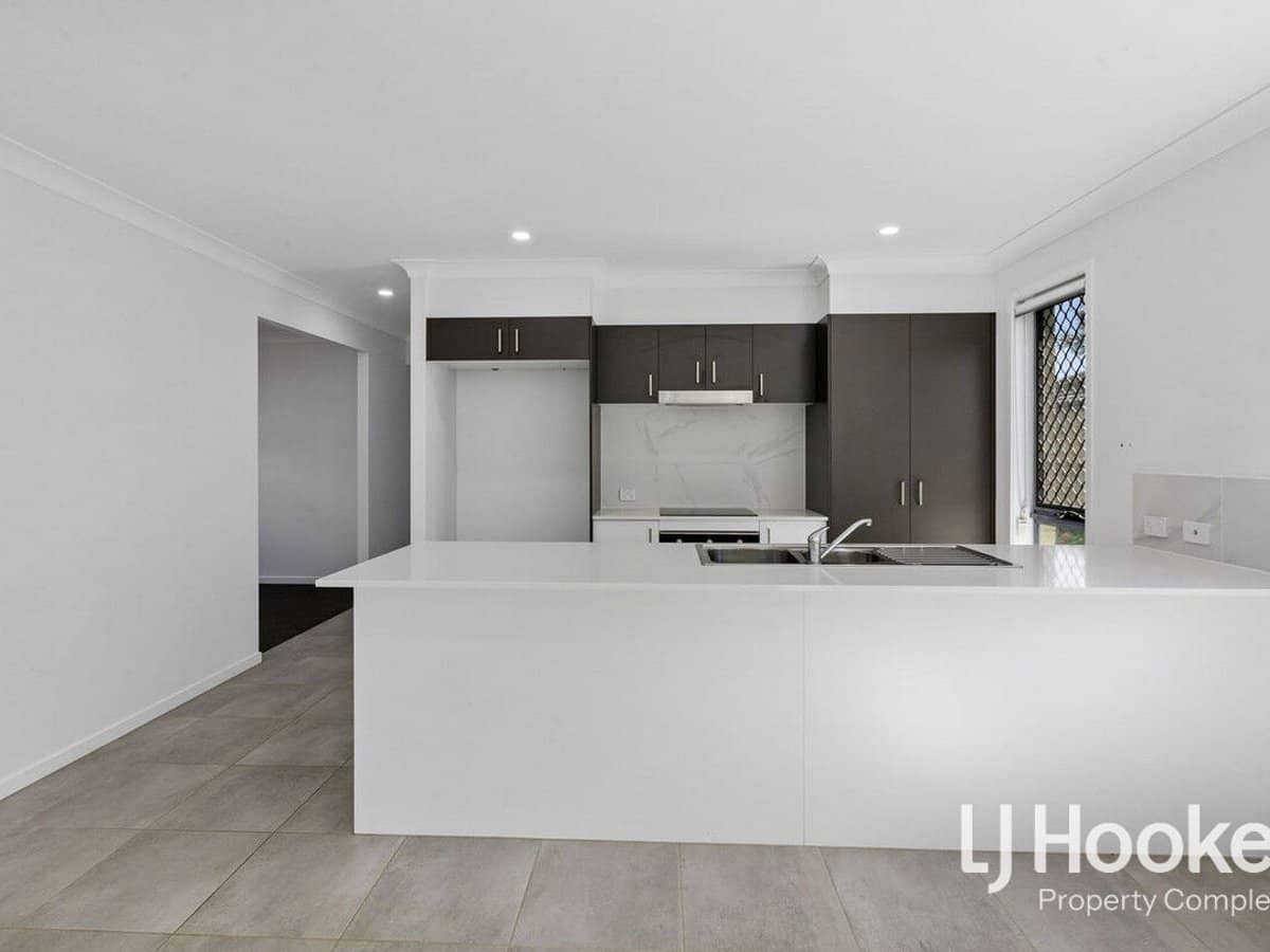 4 Isla Street, PARK RIDGE - Thumbnail 4