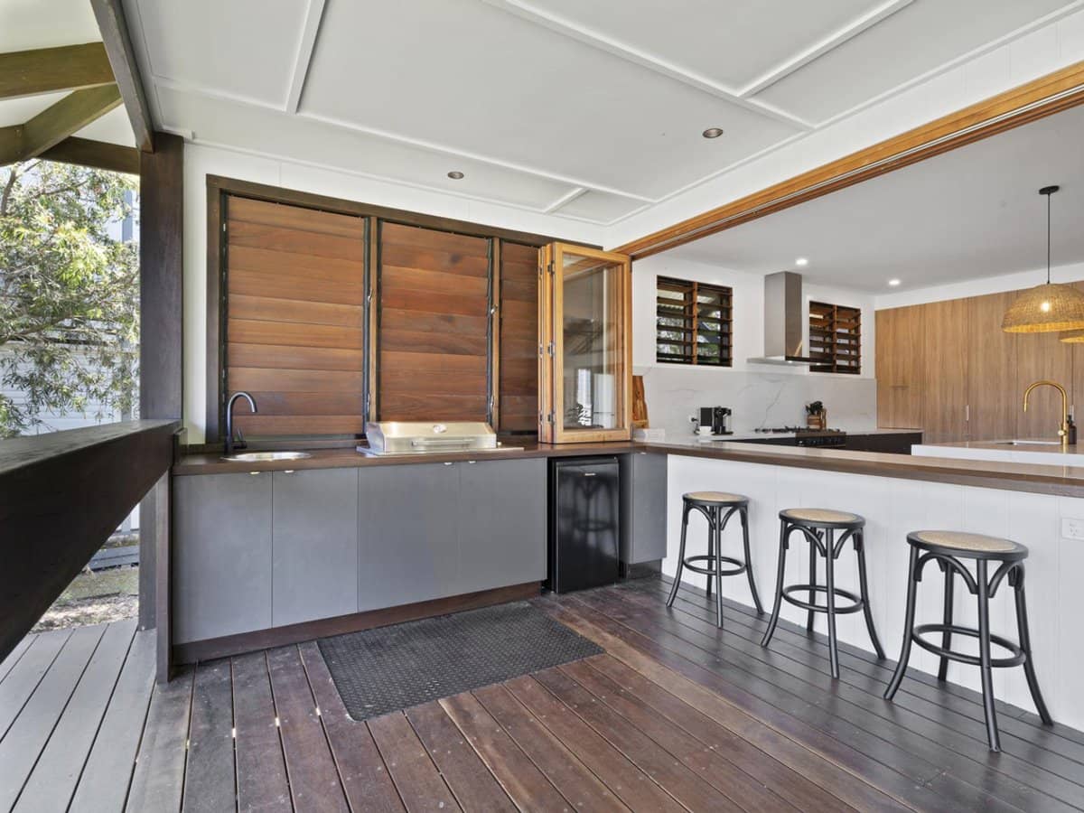 10 Kookaburra Crt, SOUTH STRADBROKE - Thumbnail 3