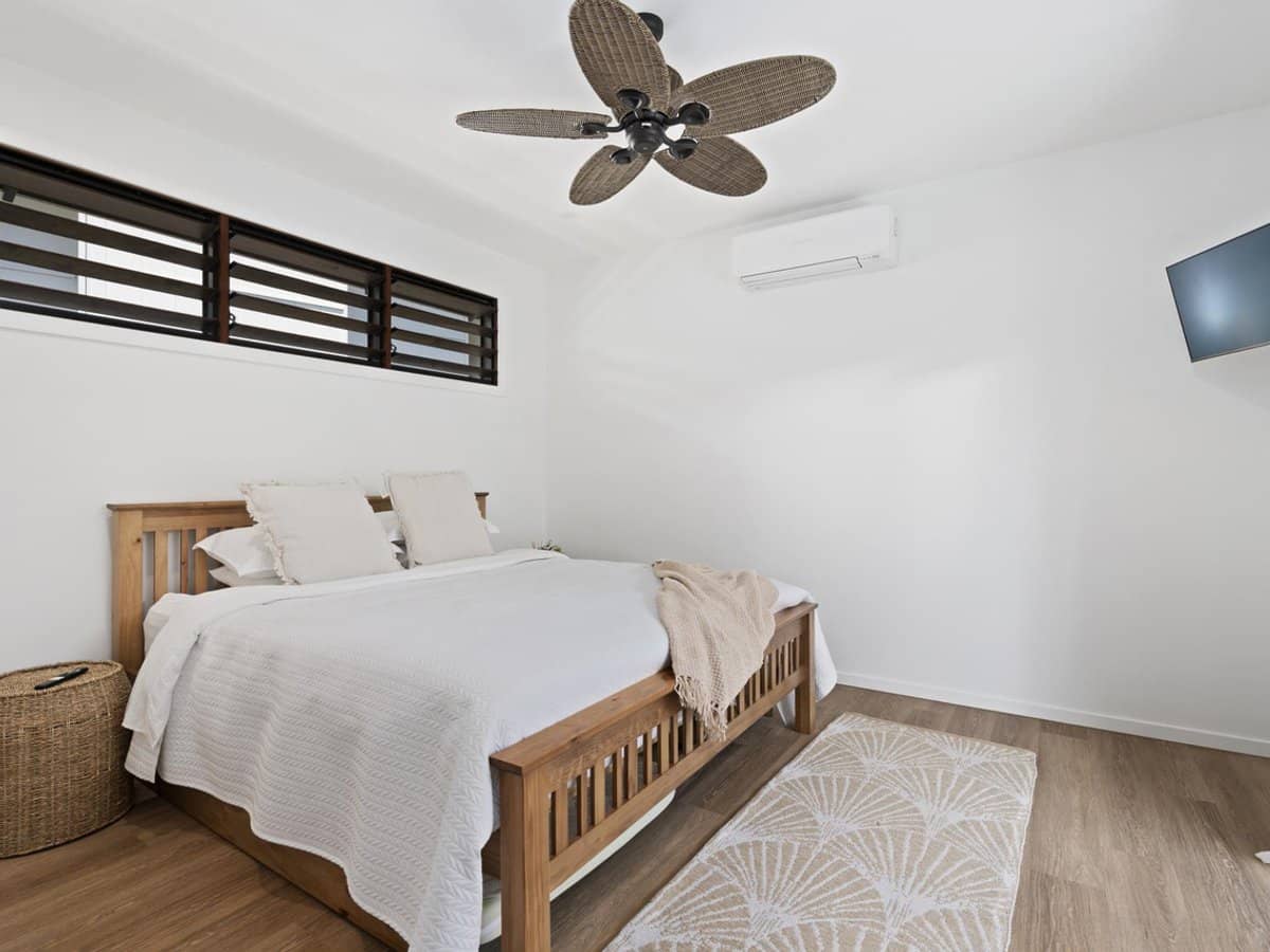 10 Kookaburra Crt, SOUTH STRADBROKE - Thumbnail 21