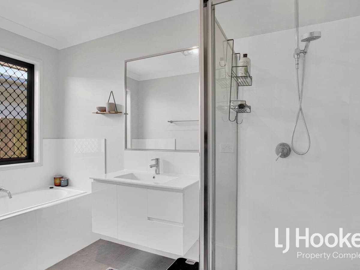 7 Dolostone Street, YARRABILBA - Thumbnail 9