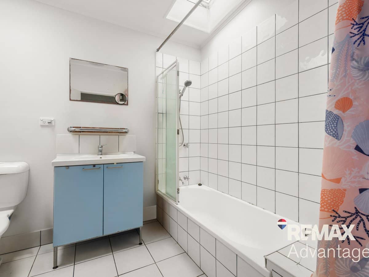 96 Petersen Street, WYNNUM - Thumbnail 12