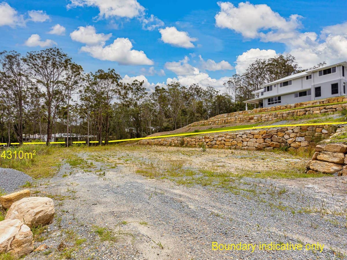 2 Clifford Rise, BONOGIN - Thumbnail 11