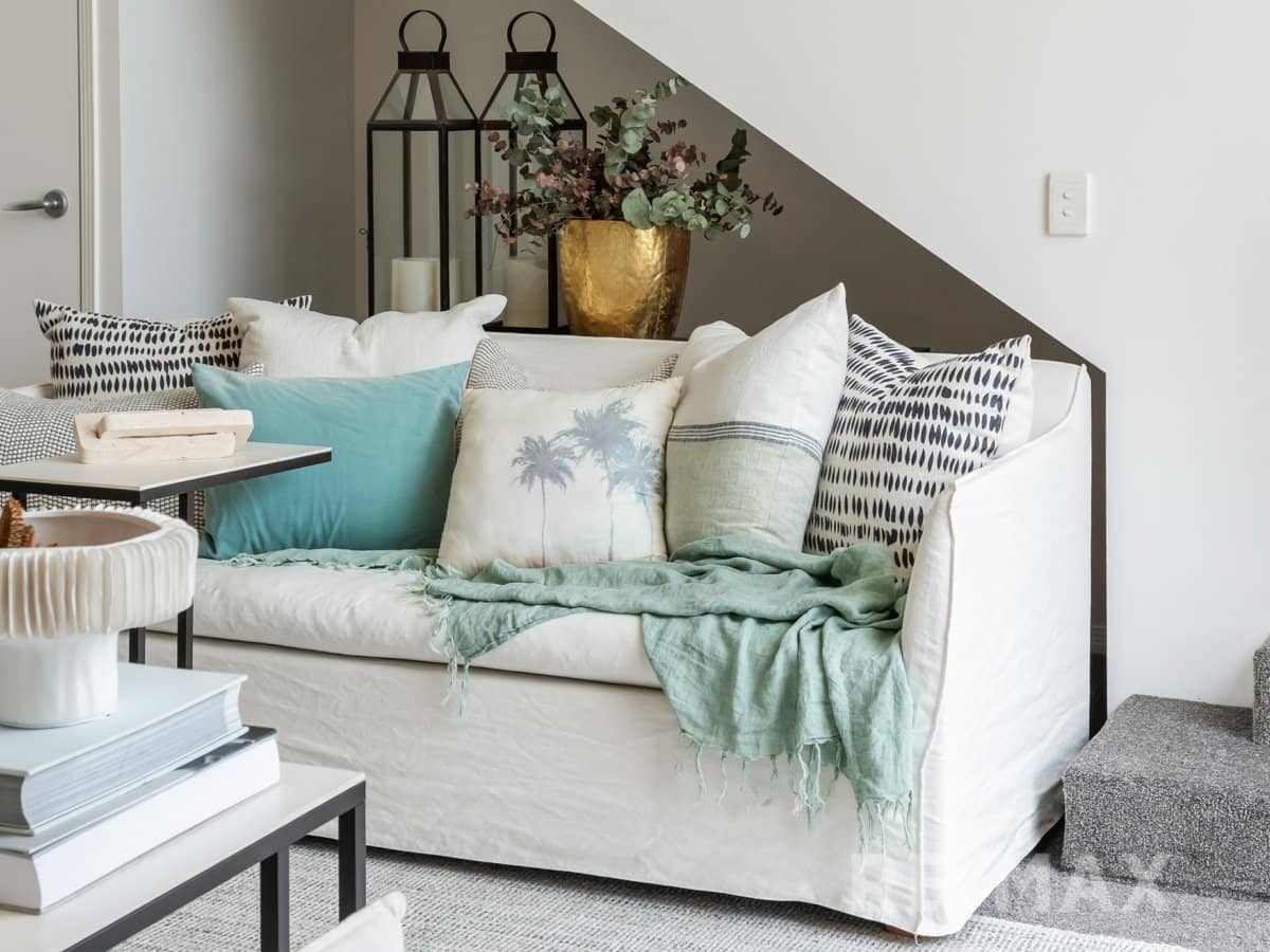 251 Varsity Parade, VARSITY LAKES - Thumbnail 13