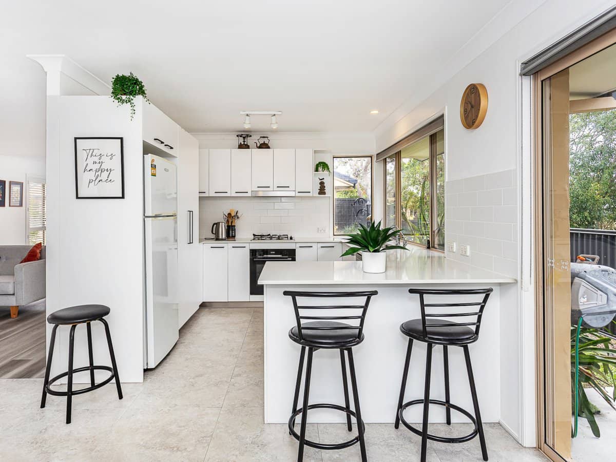 63 Saint Kevins Avenue, BENOWA - Thumbnail 14