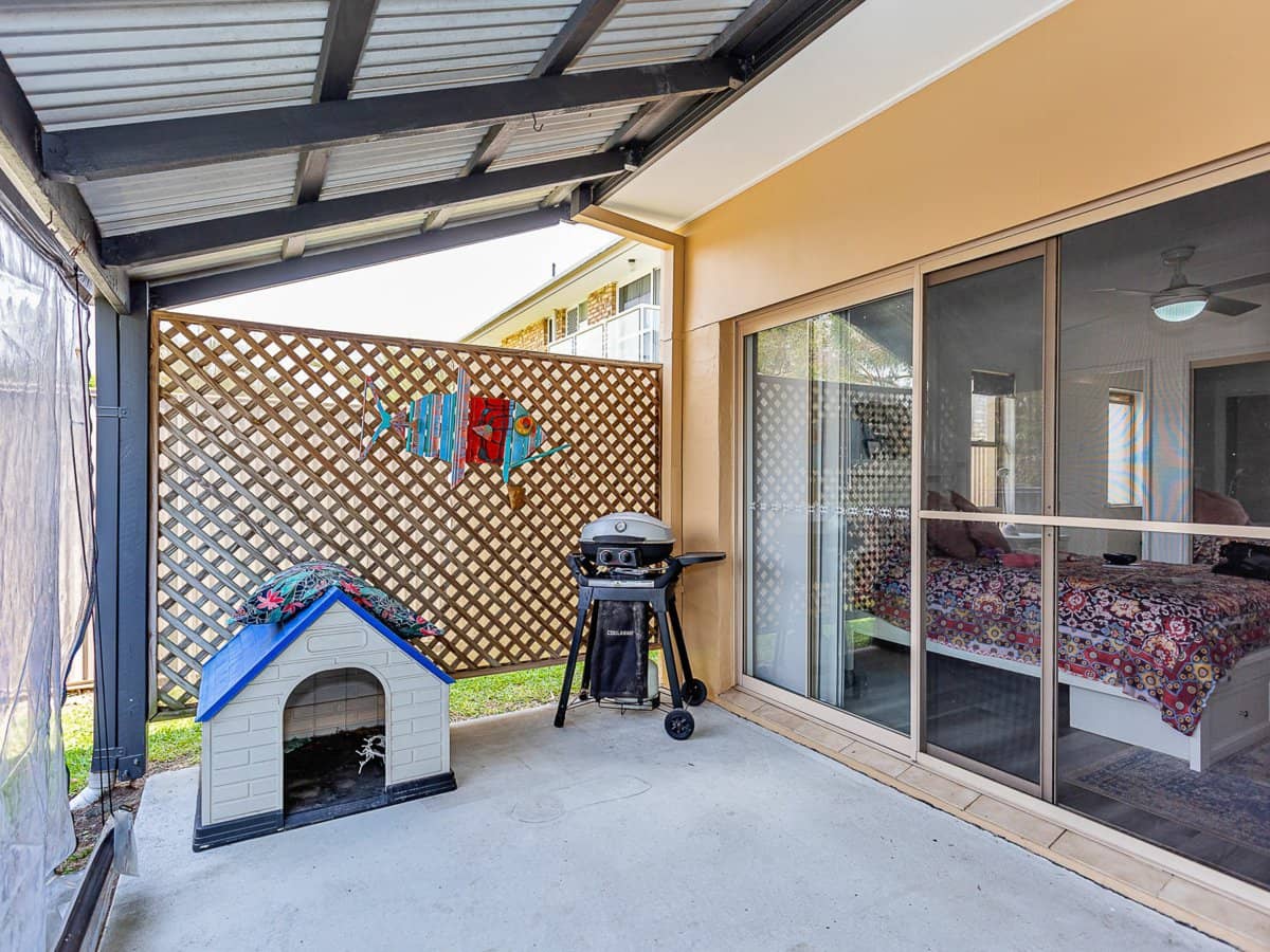 63 Saint Kevins Avenue, BENOWA - Thumbnail 23