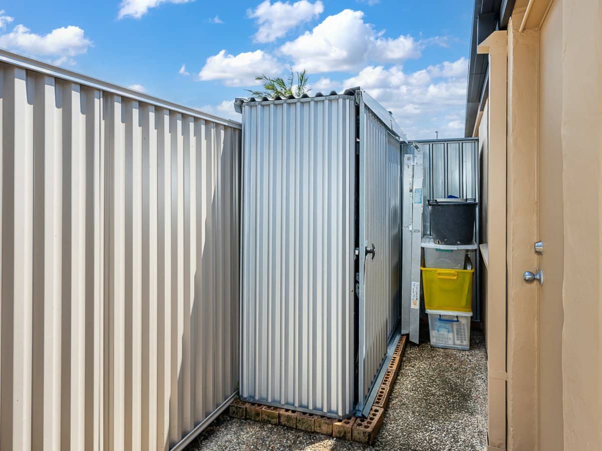 63 Saint Kevins Avenue, BENOWA - Thumbnail 25