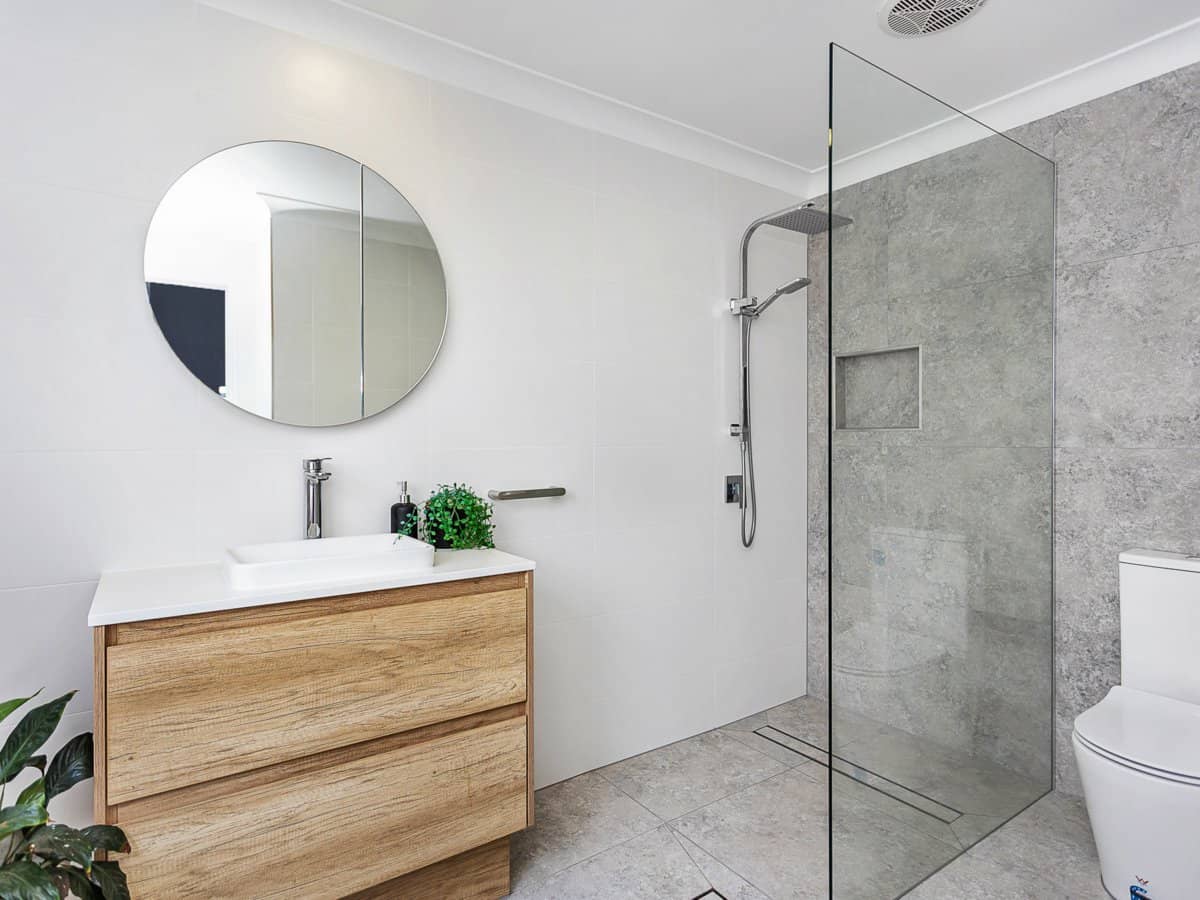 63 Saint Kevins Avenue, BENOWA - Thumbnail 18