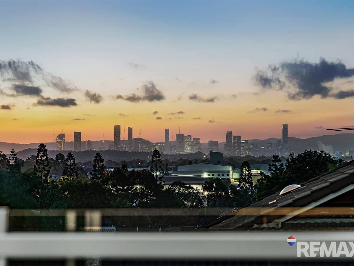 16 Warren Street, WAKERLEY - Thumbnail 5