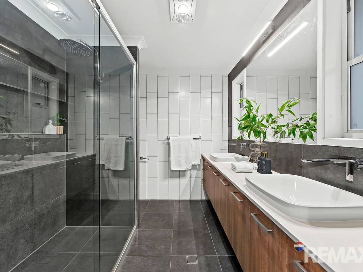 16 Warren Street, WAKERLEY - Thumbnail 17