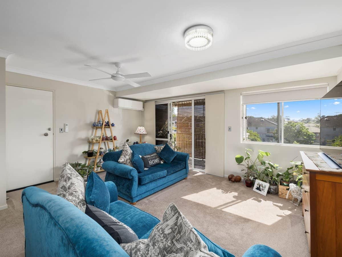 46 Lani Street, WISHART - Thumbnail 2