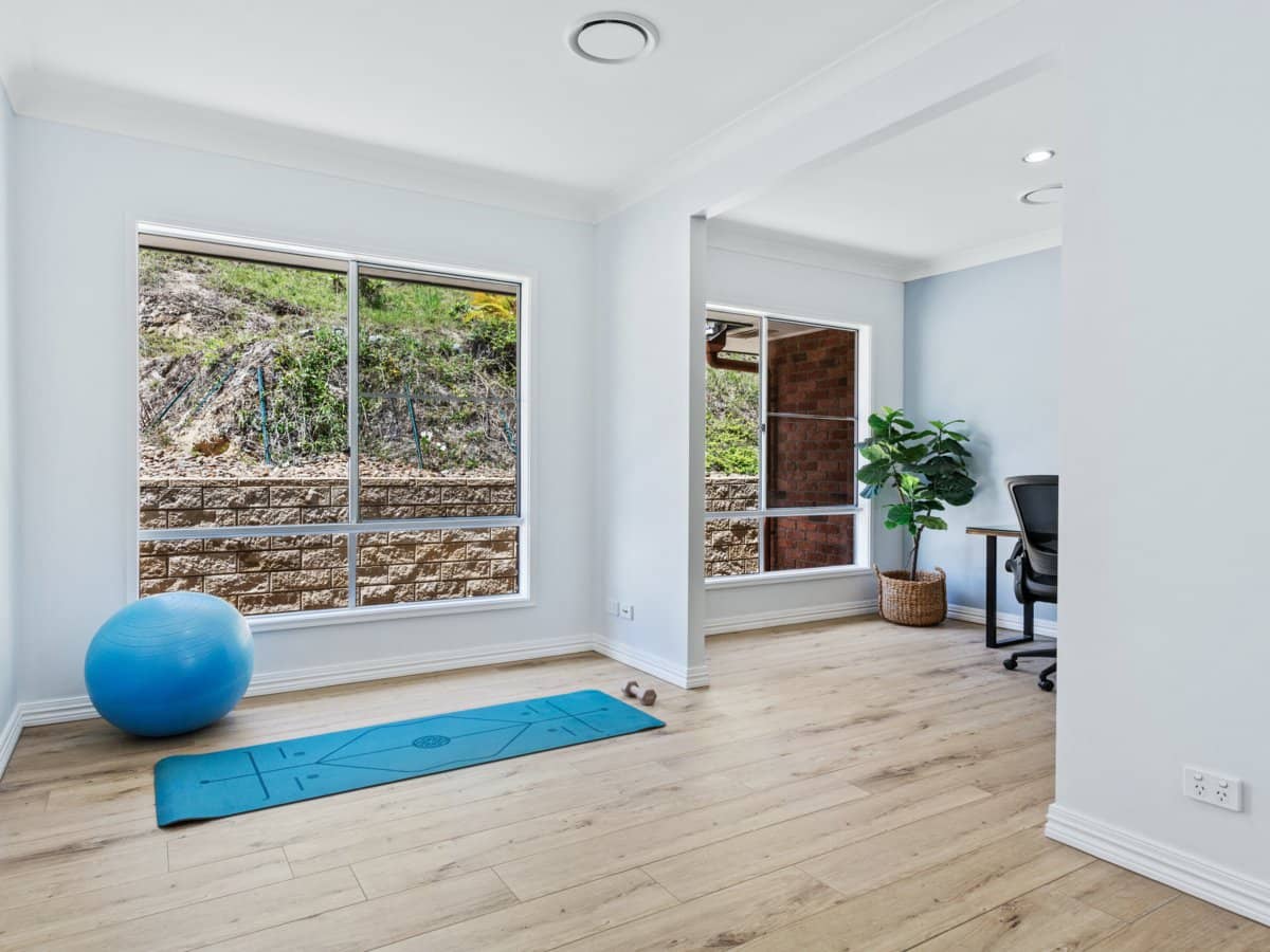 25 Tanaka Avenue, BONOGIN - Thumbnail 17