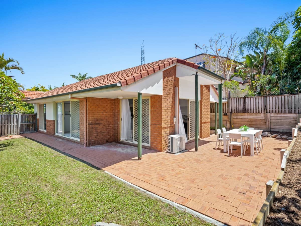 7 Tiffany Close, ROBINA - Thumbnail 7