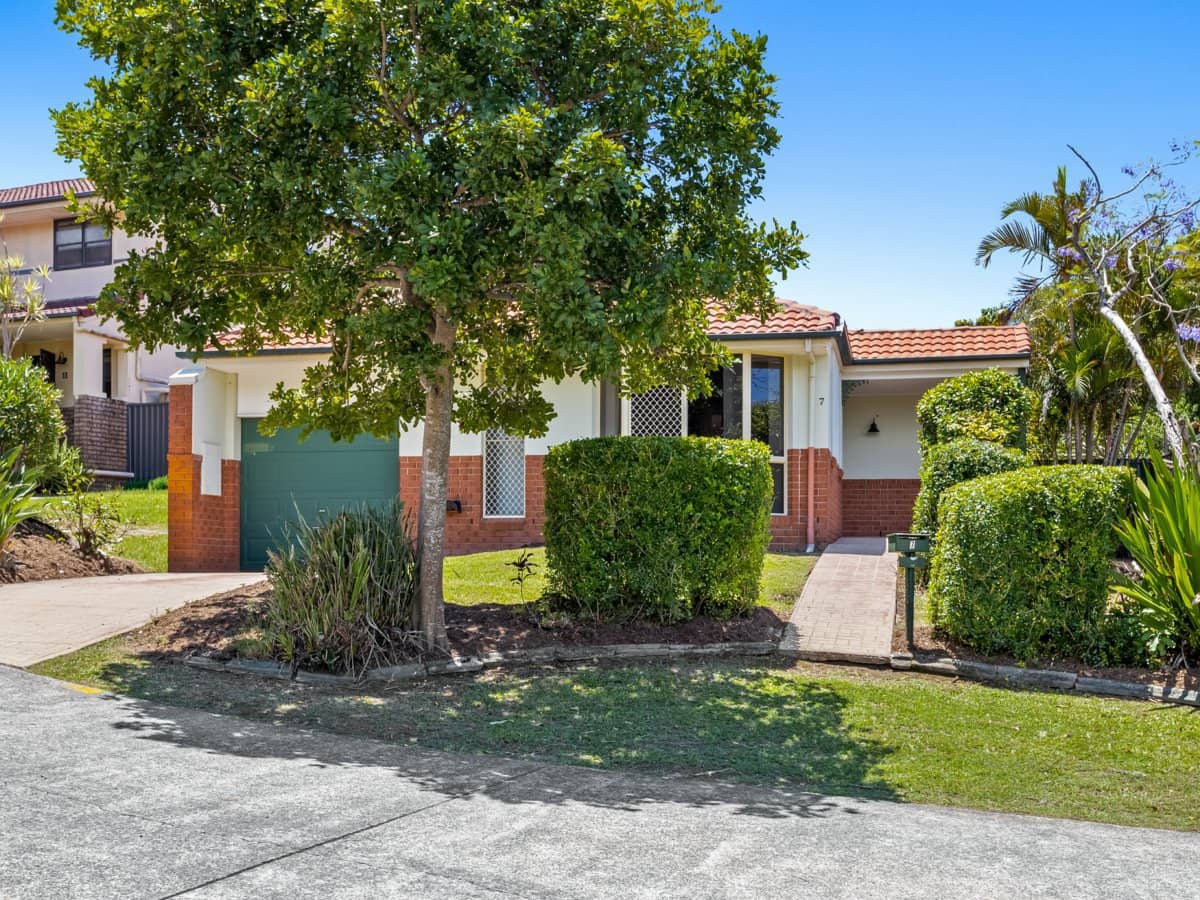 7 Tiffany Close, ROBINA - Thumbnail 15