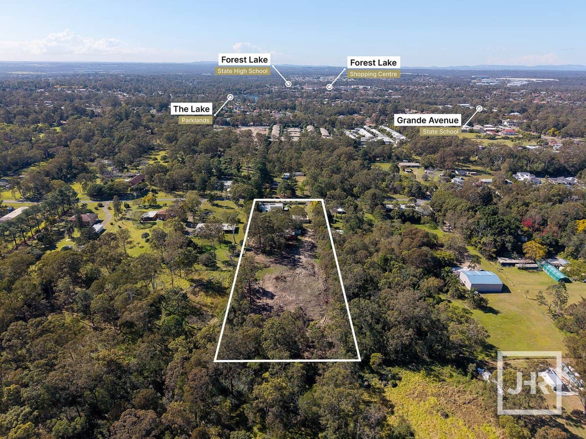 111 Lovat Street, ELLEN GROVE - Thumbnail 3