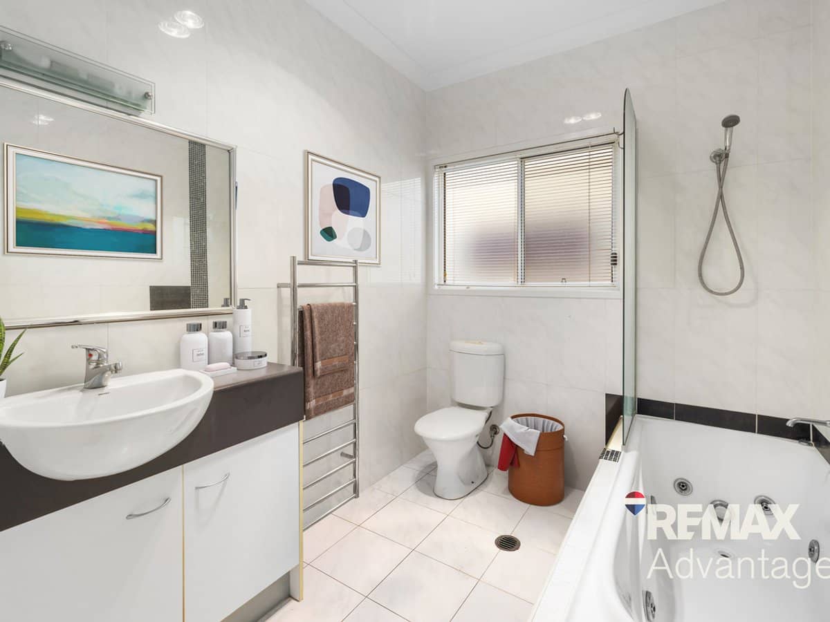 10 Shepherd Street, WYNNUM - Thumbnail 12