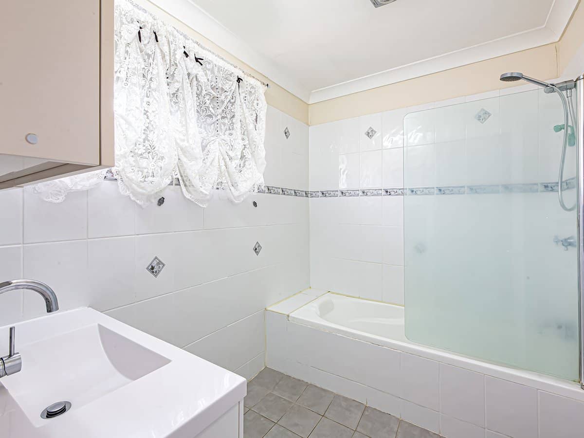 18 SECOND Avenue, KINGSWOOD - Thumbnail 7