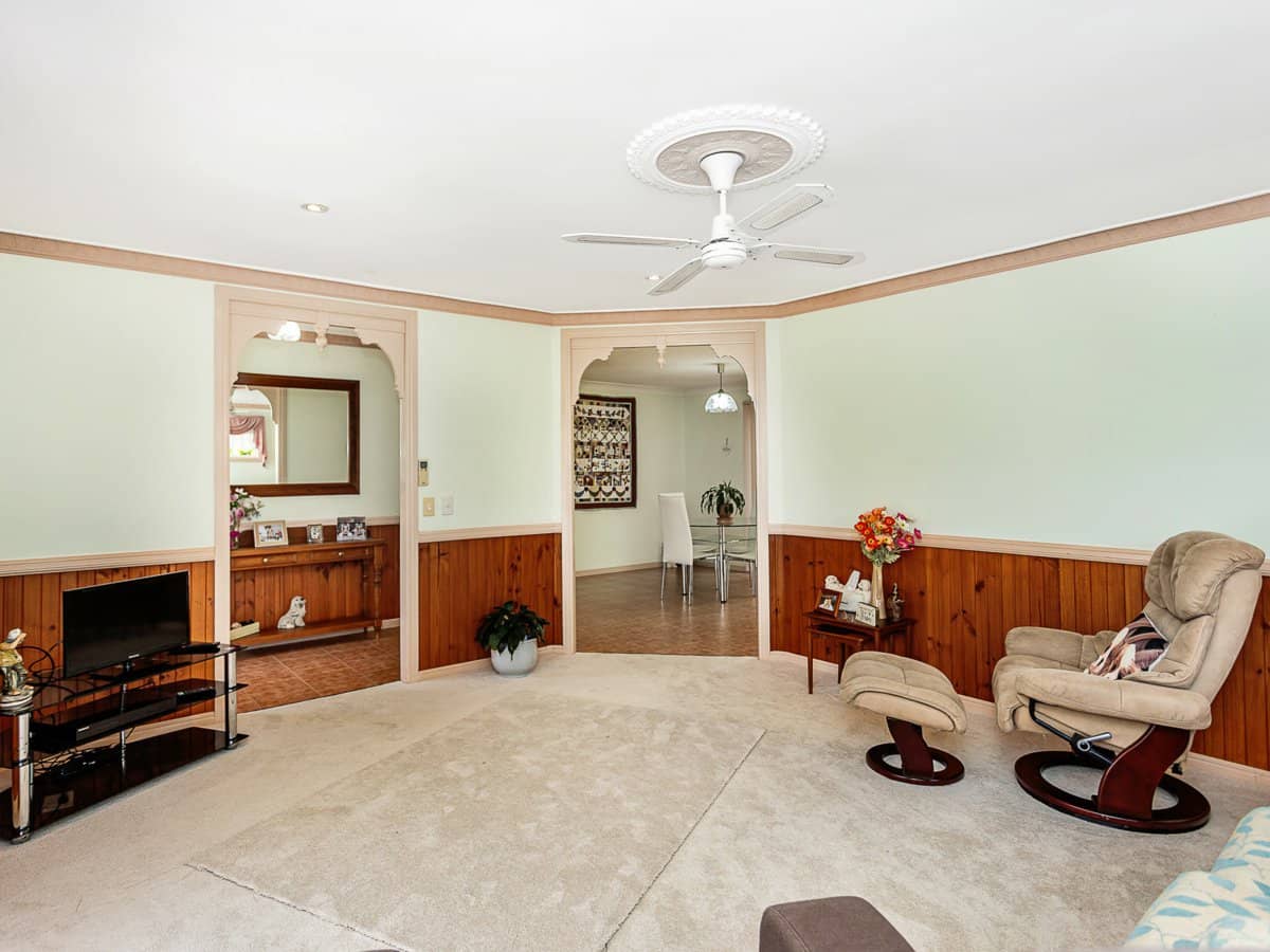 141 Wallandra Road, MUDGEERABA - Thumbnail 6