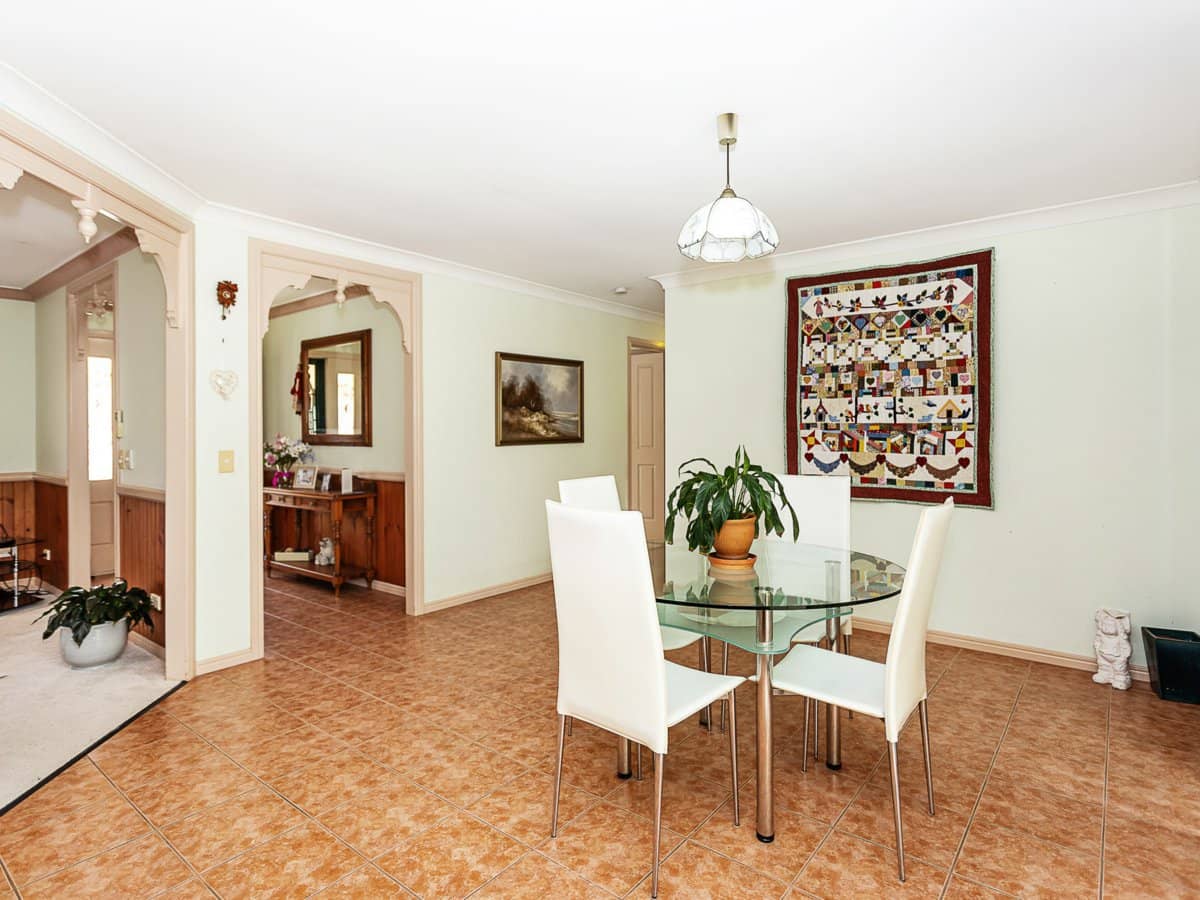 141 Wallandra Road, MUDGEERABA - Thumbnail 9