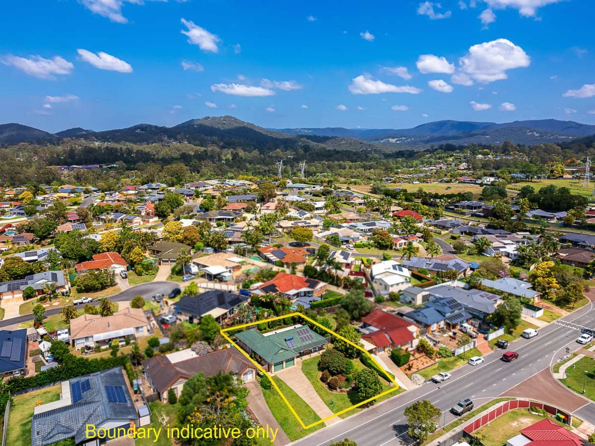 141 Wallandra Road, MUDGEERABA - Thumbnail 23