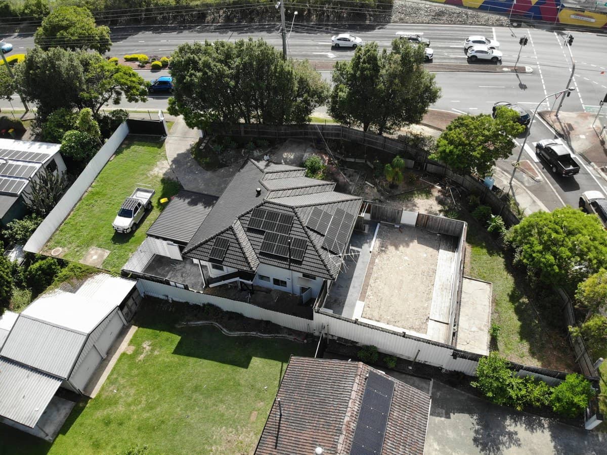 328 Kingston Road, SLACKS CREEK - Thumbnail 1