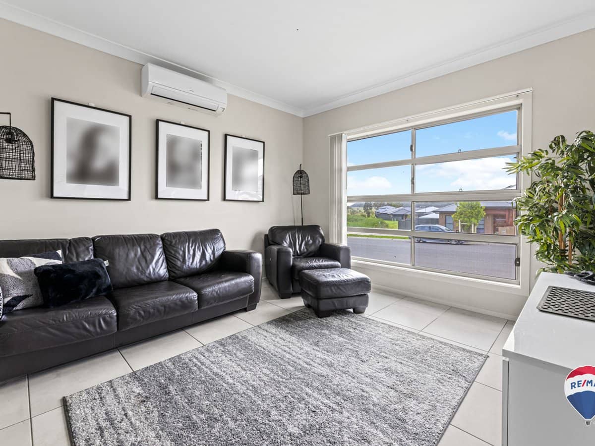 118 Balgownie Circuit, HEDDON GRETA - Thumbnail 4