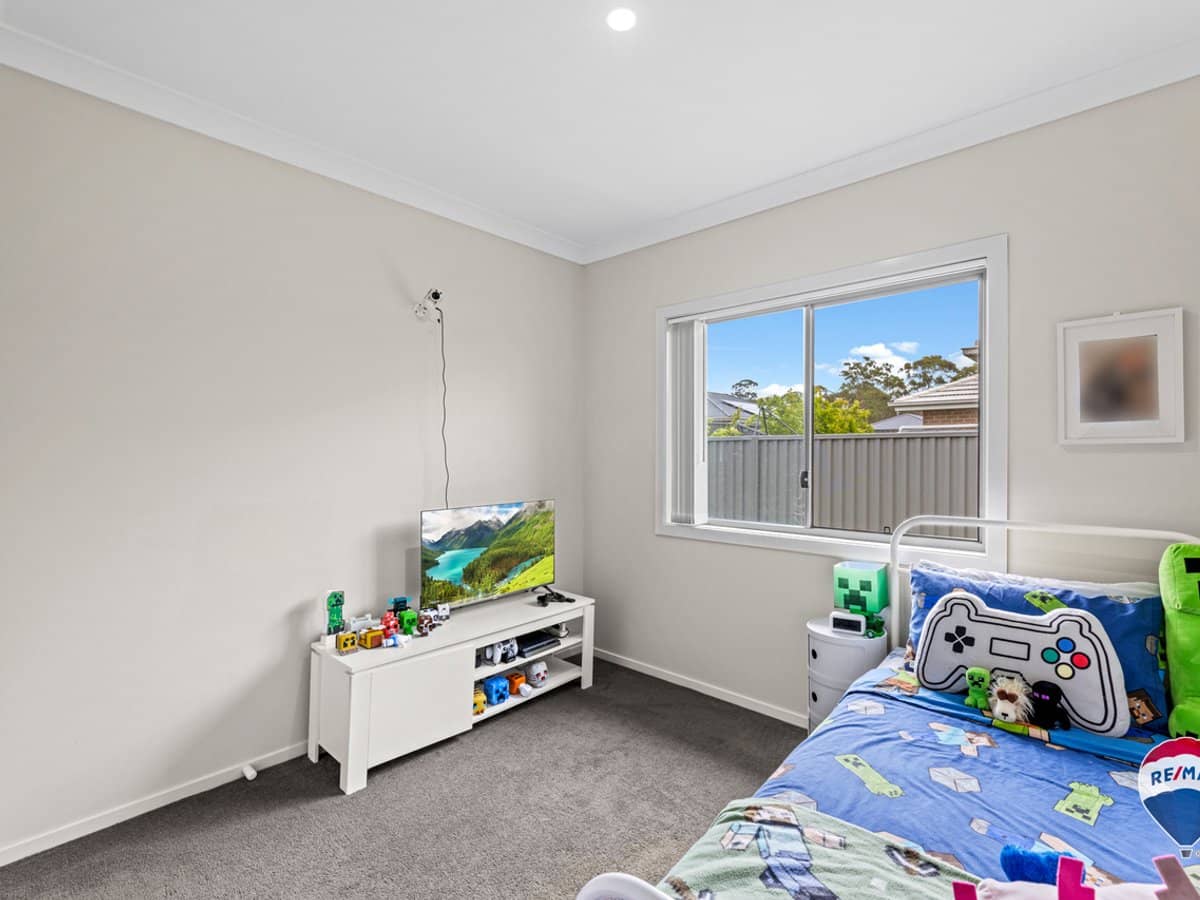 118 Balgownie Circuit, HEDDON GRETA - Thumbnail 16