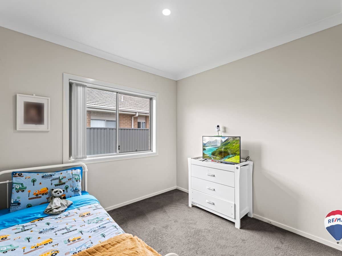 118 Balgownie Circuit, HEDDON GRETA - Thumbnail 17